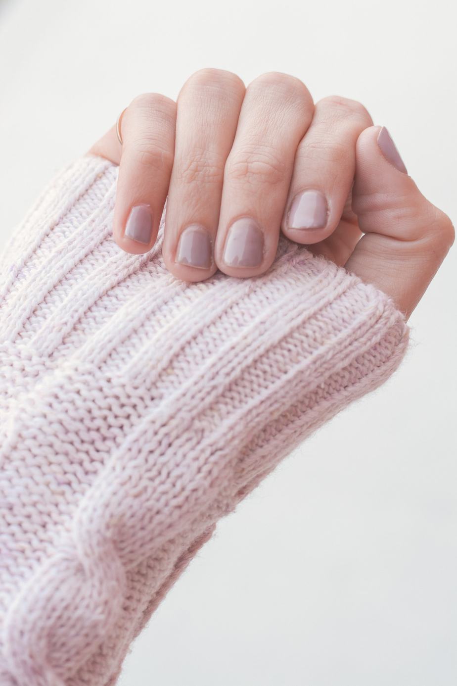 how-to-do-gel-nails-at-home-shellac-nails-at-home-for-any-budget