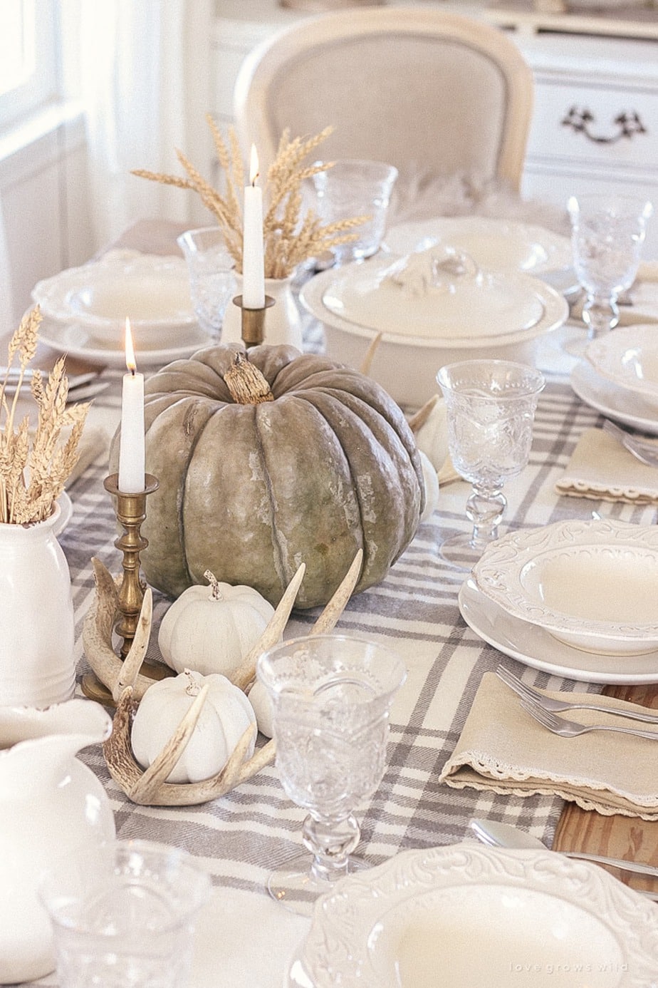 Classy Fall Decor at Sarah Hudson blog