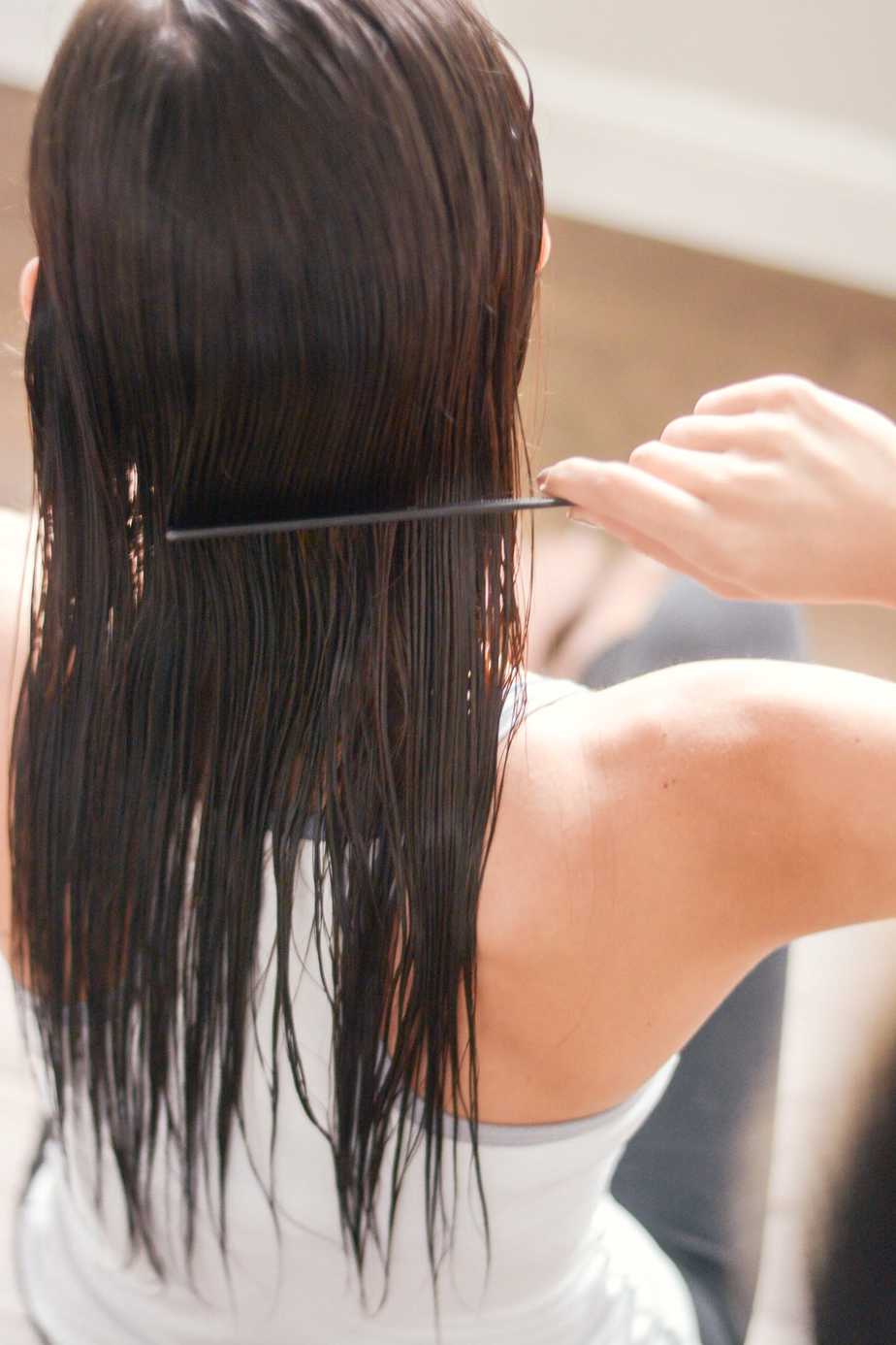 How To Do An At Home Hair Glaze Treatment That Has Actual Color