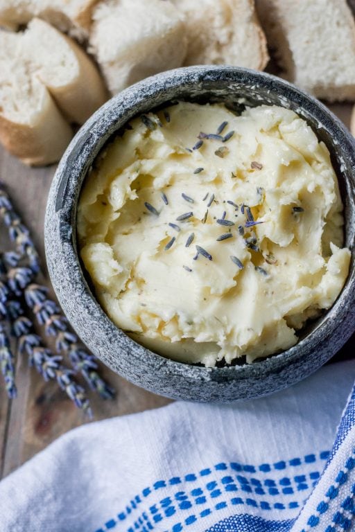 How to make lavender butter // honey butter // honey lavender butter