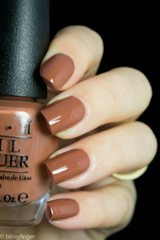 The best fall nails, fall nail designs, and fall nail colors this year