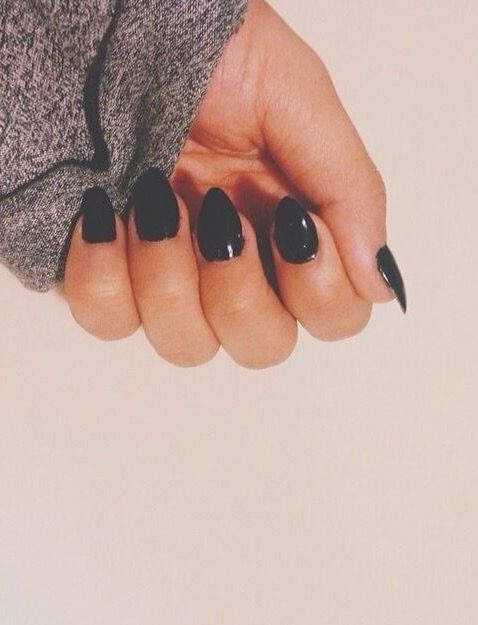 The best Halloween nails designs to try this year