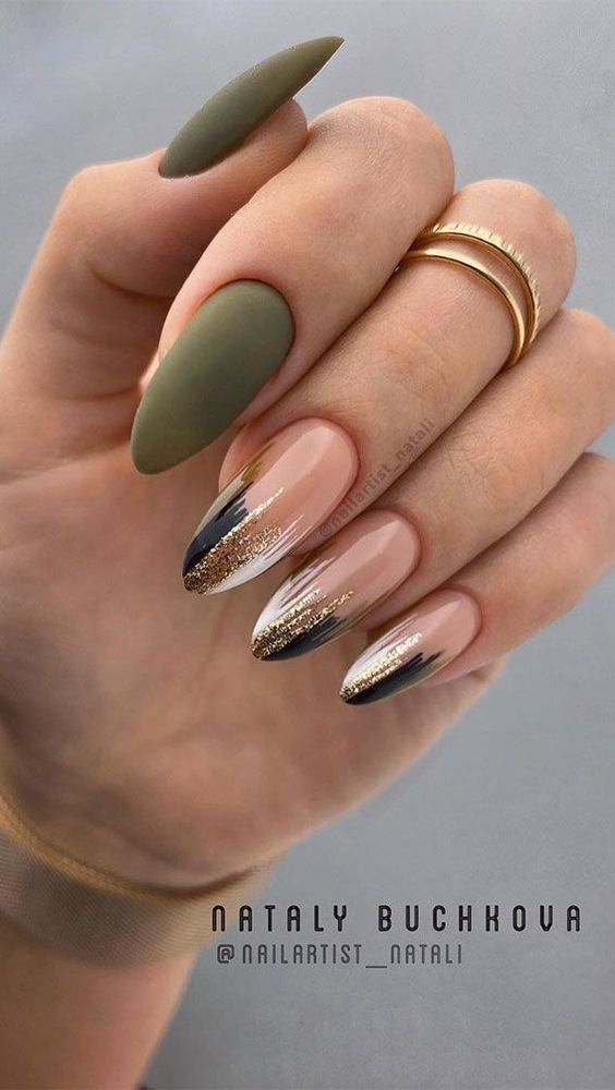 Top fall nails | fall nail ideas | fall nail designs | autumn nails | September and October nails