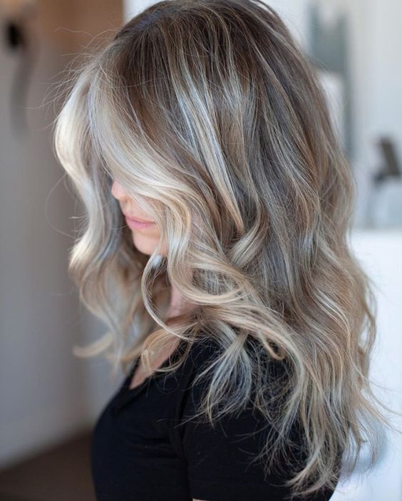 Top summer hair colors of the year. Check out this summer hair and summer hair colors to stay on trend!