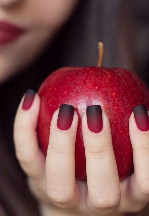 The best Halloween nails designs to try this year