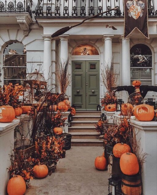 Classy & Elegant Halloween Decorations