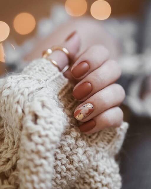 The Prettiest Thanksgiving Nail Colors