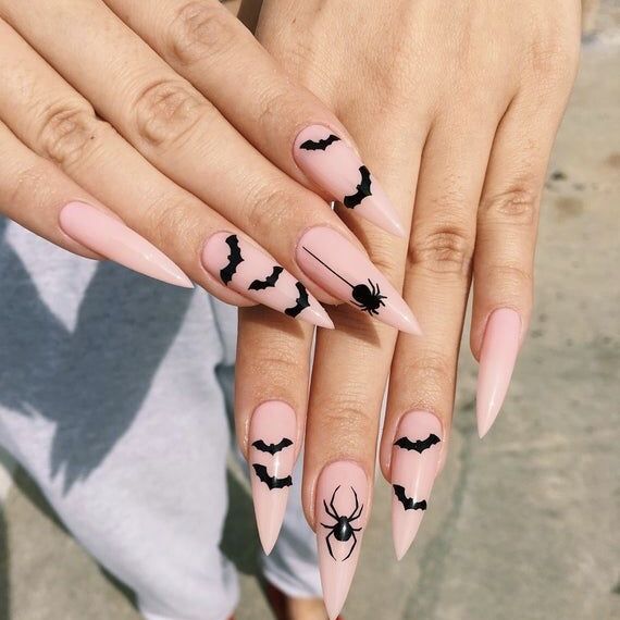 The best Halloween nails designs to try this year