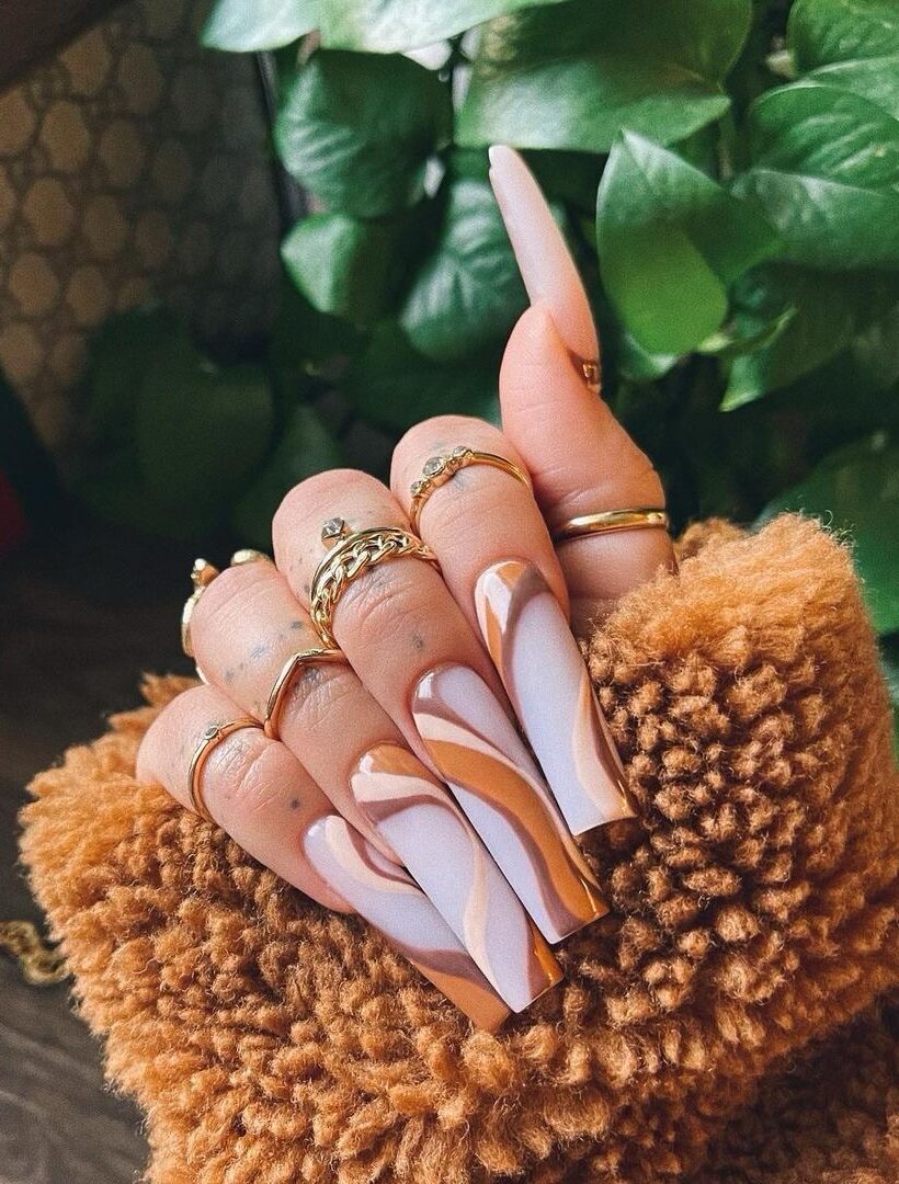 The best fall nails, fall nail designs, and fall nail colors this year