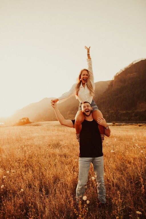 Couples fall photoshoot ideas | Couples photoshoot ideas for fall