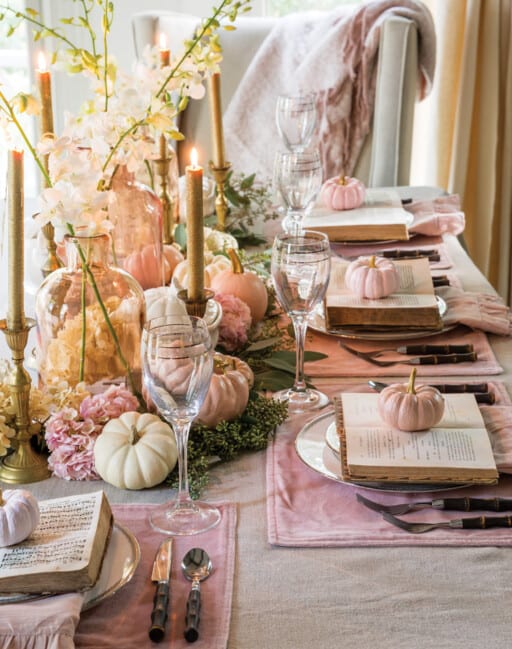 The best glam Thanksgiving decor ideas and glam Thanksgiving decorations to copy