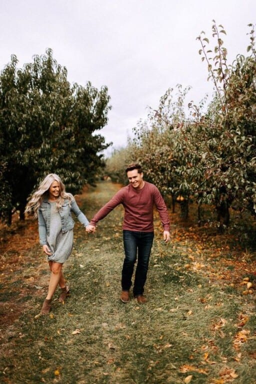 Couples fall photoshoot ideas | Couples photoshoot ideas for fall