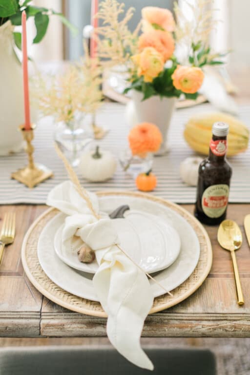 The best glam Thanksgiving decor ideas and glam Thanksgiving decorations to copy