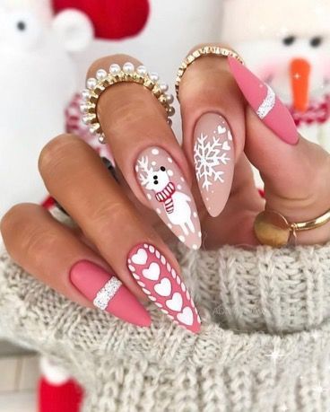 The best Christmas nails, Christmas nail designs, and Christmas nail ideas to try this year