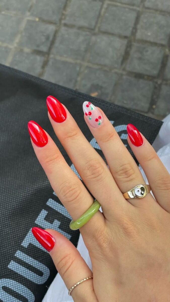 30 Gorgeous Almond-Shaped Nail Designs To Try In 2024