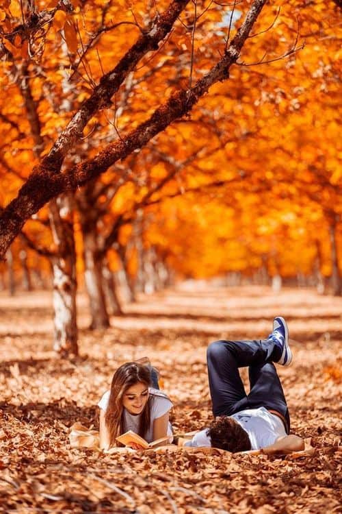 Couples fall photoshoot ideas | Couples photoshoot ideas for fall