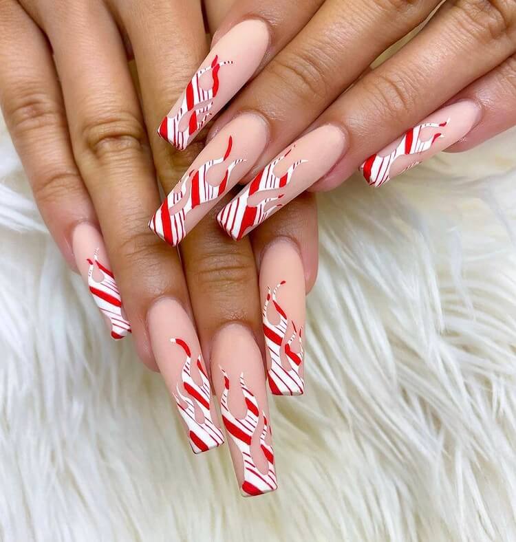 The best Christmas nails, Christmas nail designs, and Christmas nail ideas to try this year