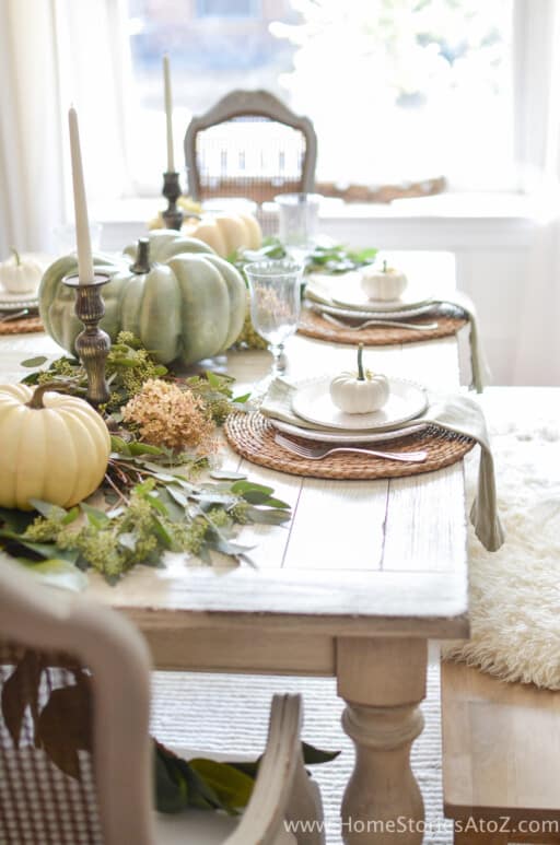 The best glam Thanksgiving decor ideas and glam Thanksgiving decorations to copy