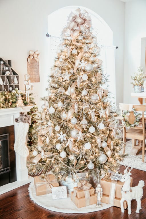 The best Christmas tree ideas and Christmas tree decorations to copy