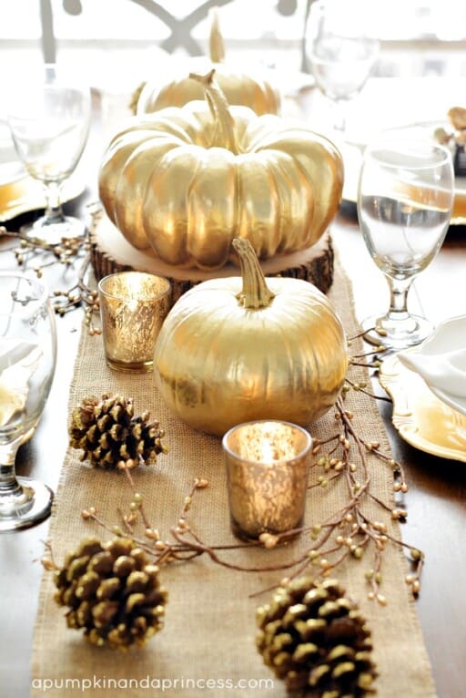 The best glam Thanksgiving decor ideas and glam Thanksgiving decorations to copy