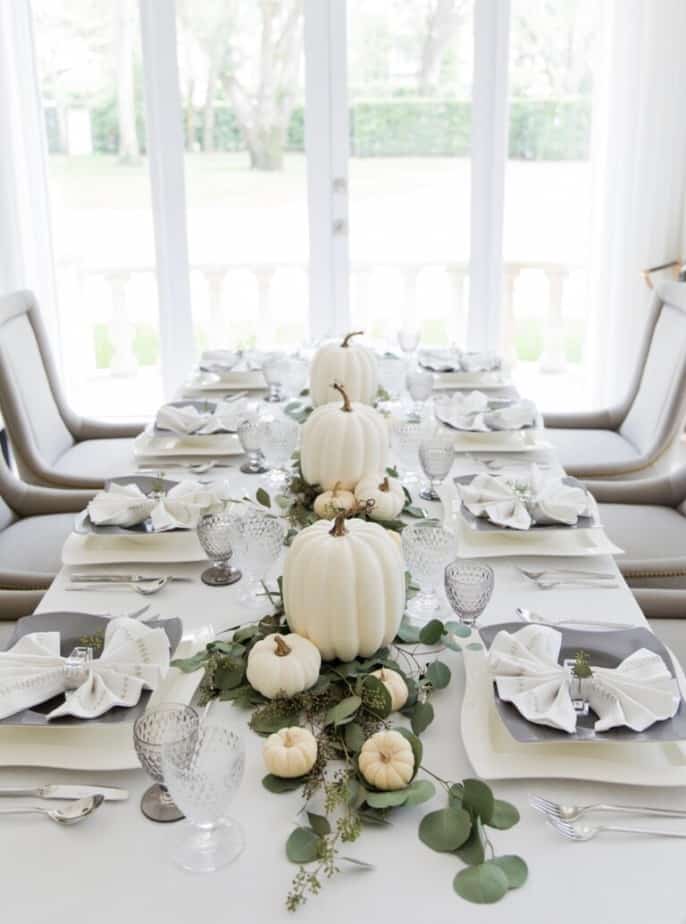 35+ Glam Thanksgiving Decorations and Inspiration Photos