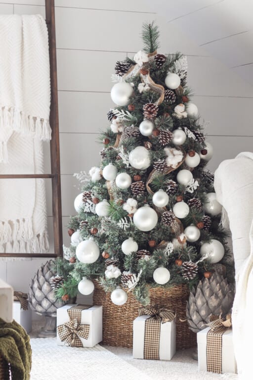 The best Christmas tree ideas and Christmas tree decorations to copy