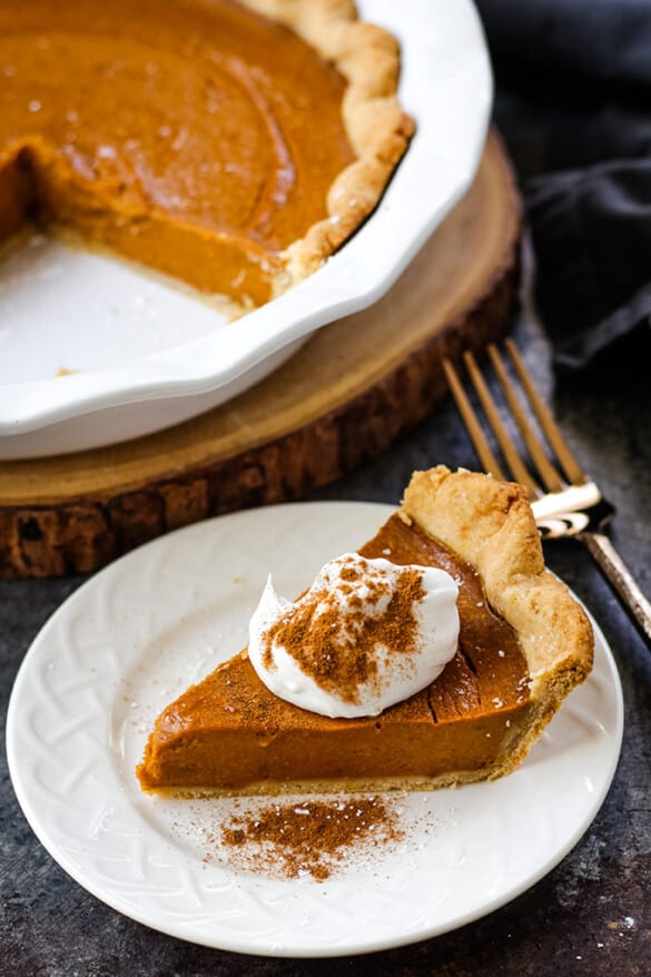 25+ Vegan Thanksgiving Desserts Recipes That Don't Taste Vegan