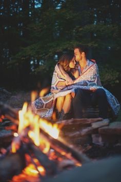 Couples fall photoshoot ideas | Couples photoshoot ideas for fall