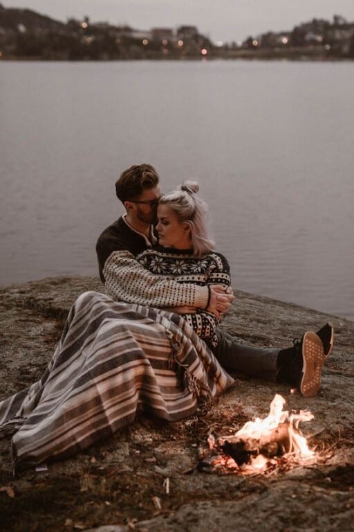 Couples fall photoshoot ideas | Couples photoshoot ideas for fall