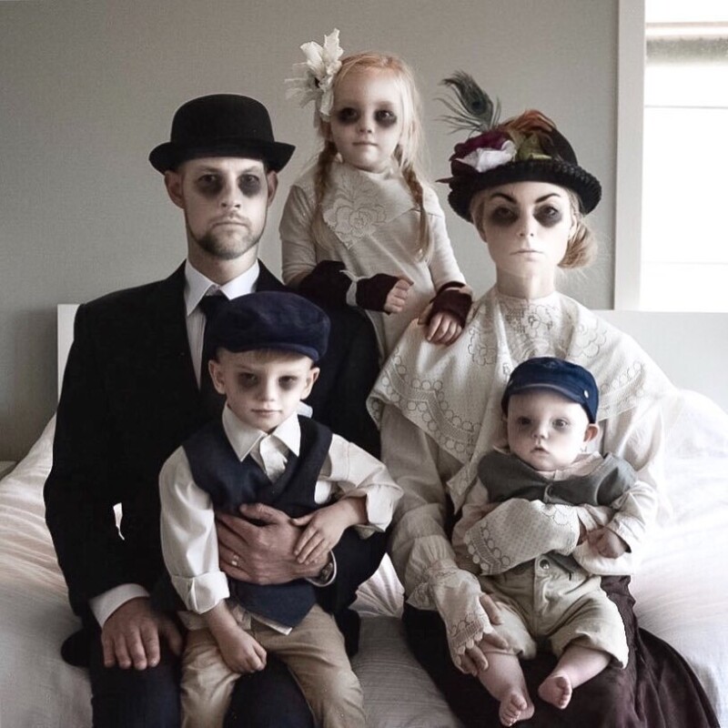 The best easy and scary family Halloween costumes | Original family costumes to try