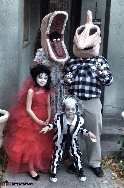 The best easy and scary family Halloween costumes | Original family costumes to try