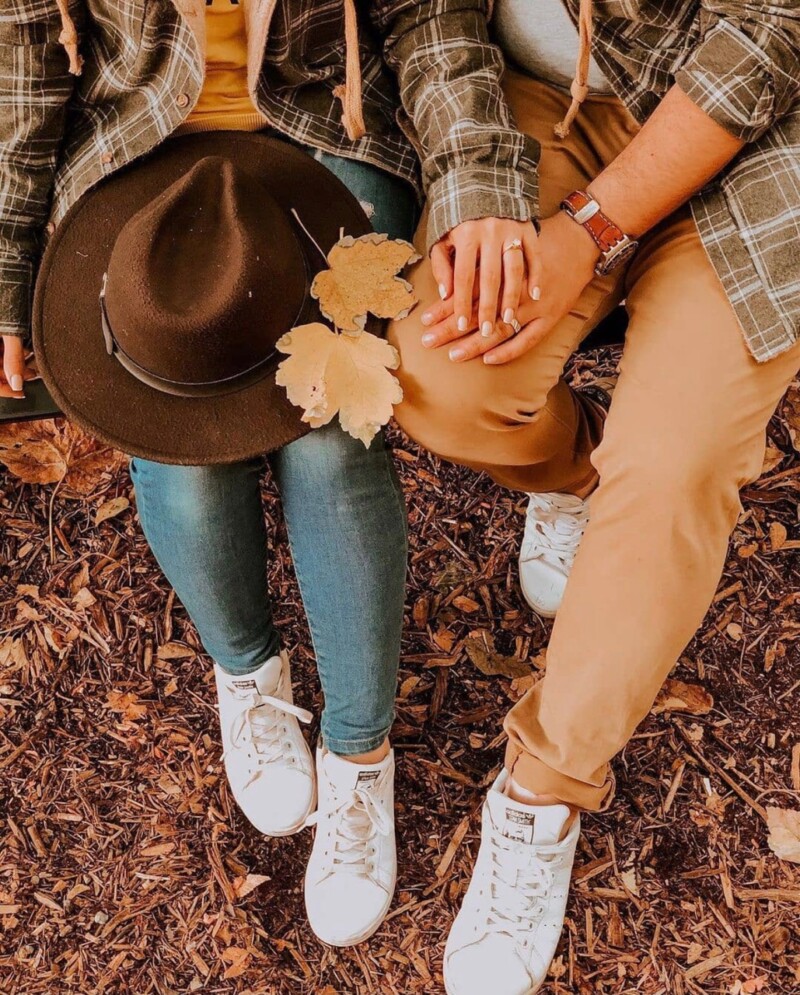 Couples fall photoshoot ideas | Couples photoshoot ideas for fall