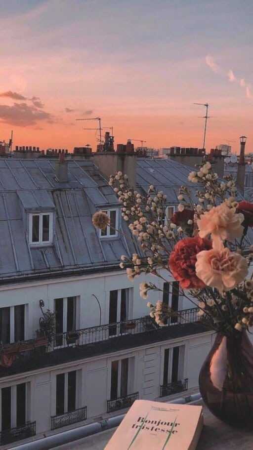 Romantic wallpapers for free download - Paris Balcony