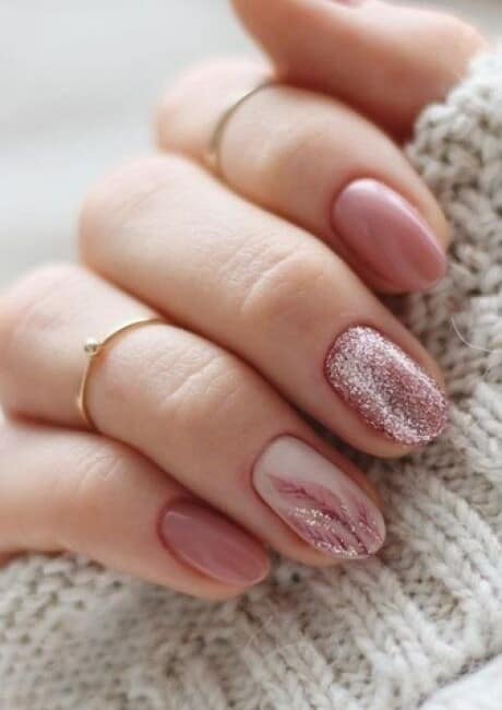 30+ Pink Nails Examples: The Trendiest Pink Nail Colors to Use