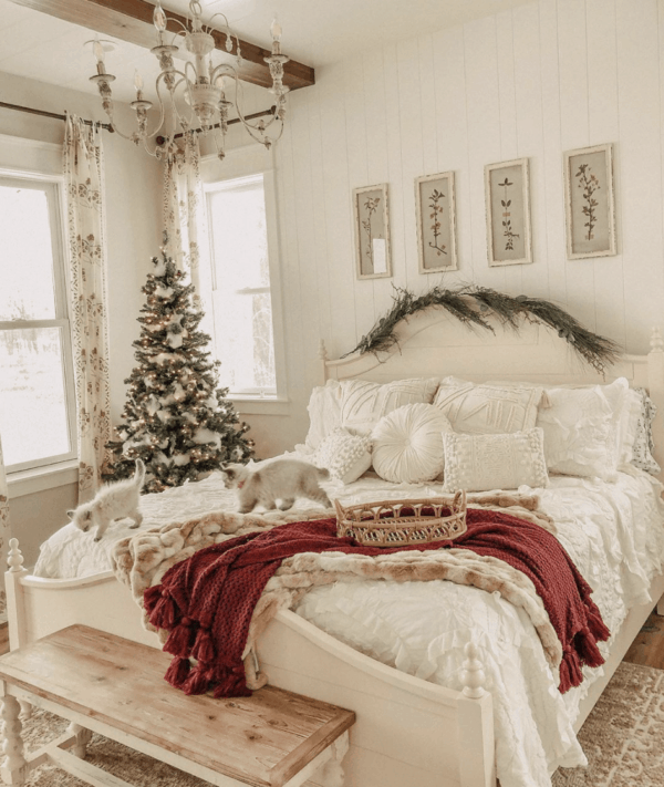 50+ Christmas Bedroom Ideas To Spruce Up Your Home