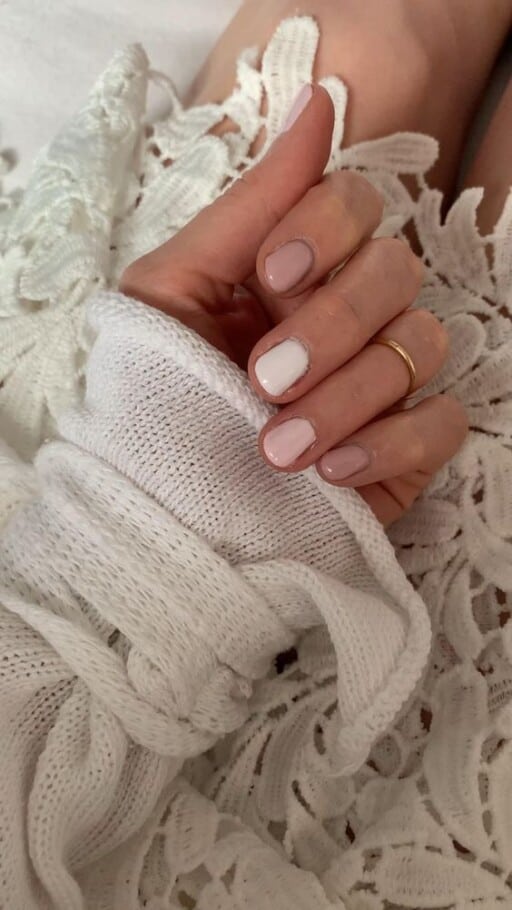 Trending February nails, February nail ideas, and February nail designs to try