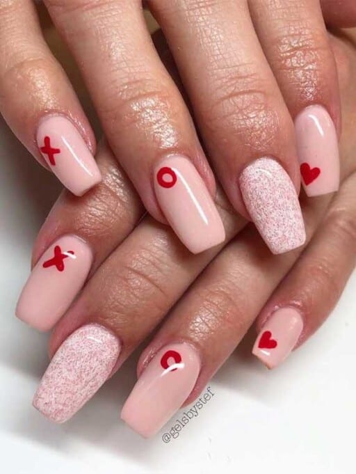 The best Valentine's Day nails designs to try this year