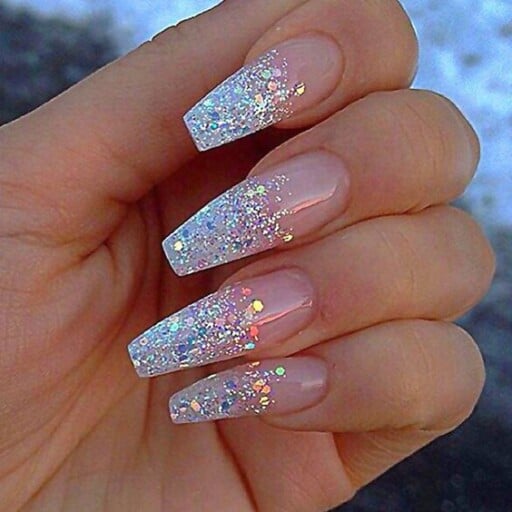 31 Sparkling New Year's Nails Ideas To Ring in 2023