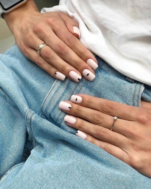 Trending February nails, February nail ideas, and February nail designs to try