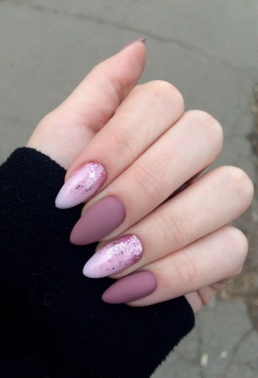 35+ Ultra Trendy January Nail Colors & Designs