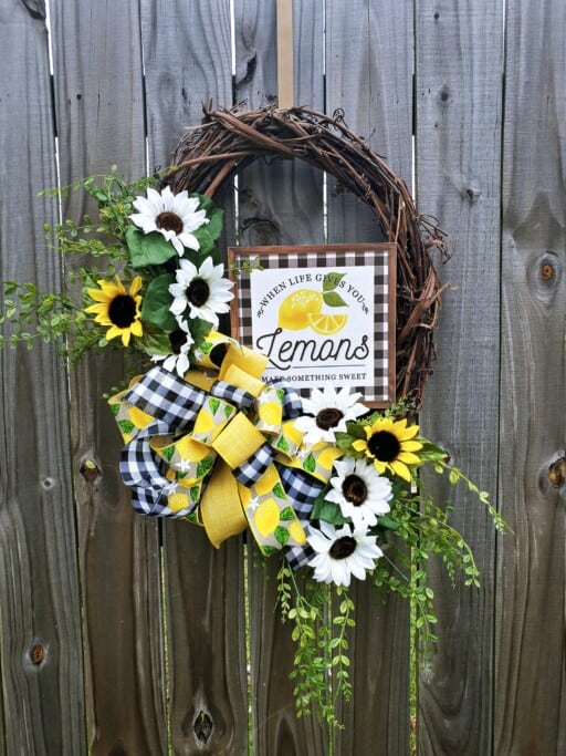 Stunning spring & summer wreaths to spruce up your door decor