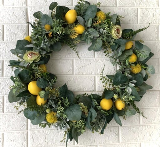 Stunning spring & summer wreaths to spruce up your door decor