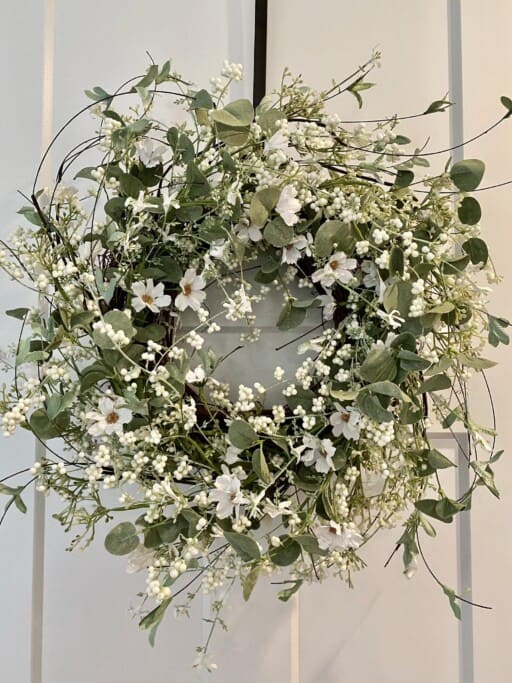 Stunning spring & summer wreaths to spruce up your door decor