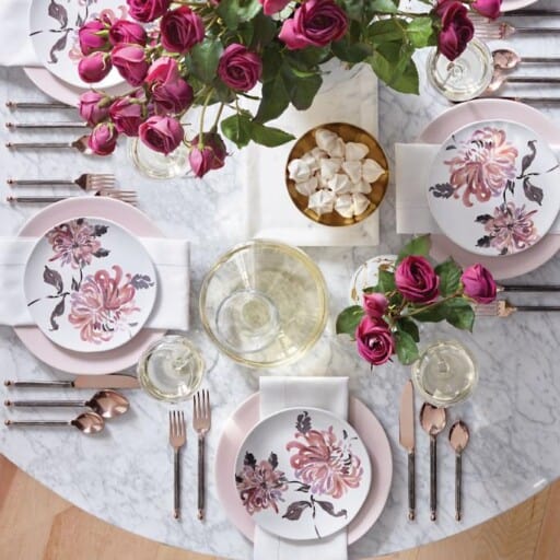 The prettiest spring tablescapes and spring table decor to try