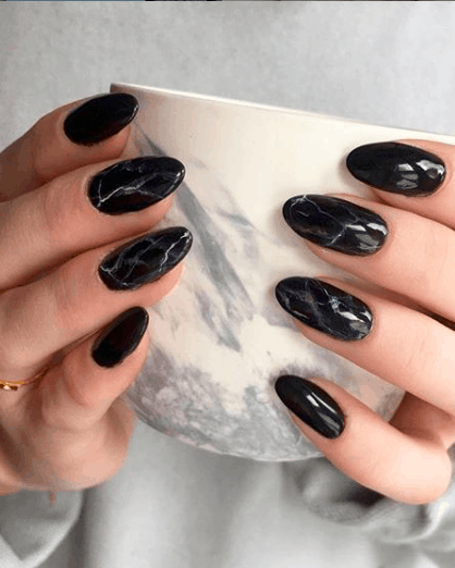 30 Marble Nails That Are Classy & Timeless | Marble nails diy, Black marble  nails, Marble nails tutorial