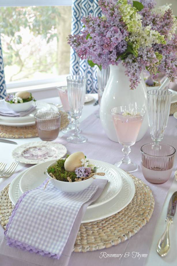 The prettiest spring tablescapes and spring table decor to try