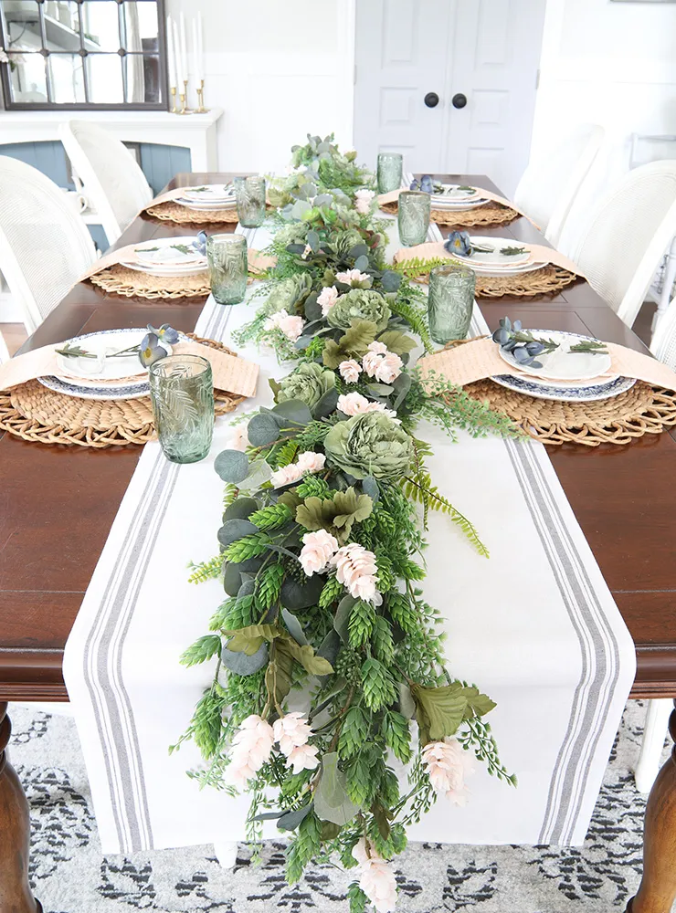 The prettiest spring tablescapes and spring table decor to try