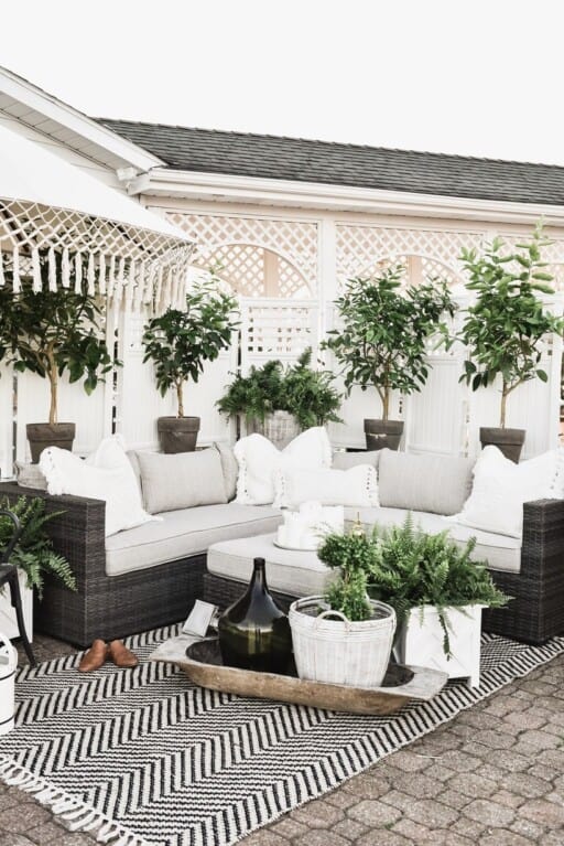 Outdoor patio ideas for a cozy outdoor space