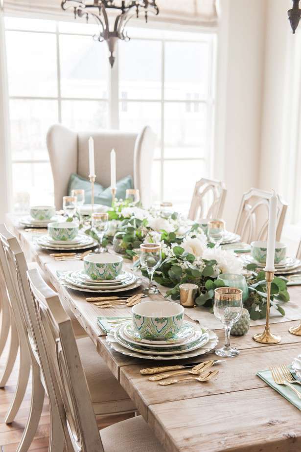 The prettiest spring tablescapes and spring table decor to try