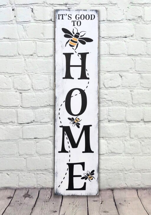 Charming 'It's Good To Bee Home' sign with bumblebee. Add a touch of spring & warmth to your home decor
